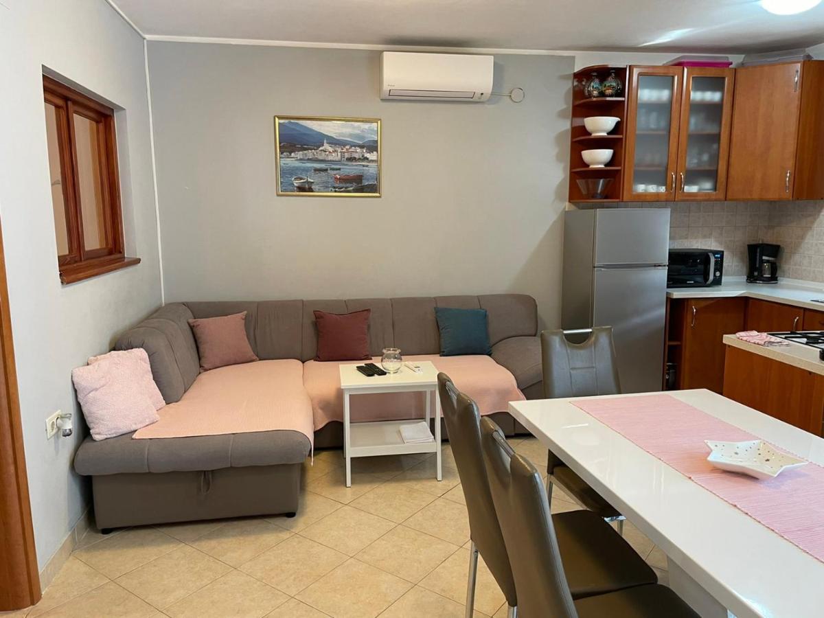 Ana Appartement Kostrena Buitenkant foto